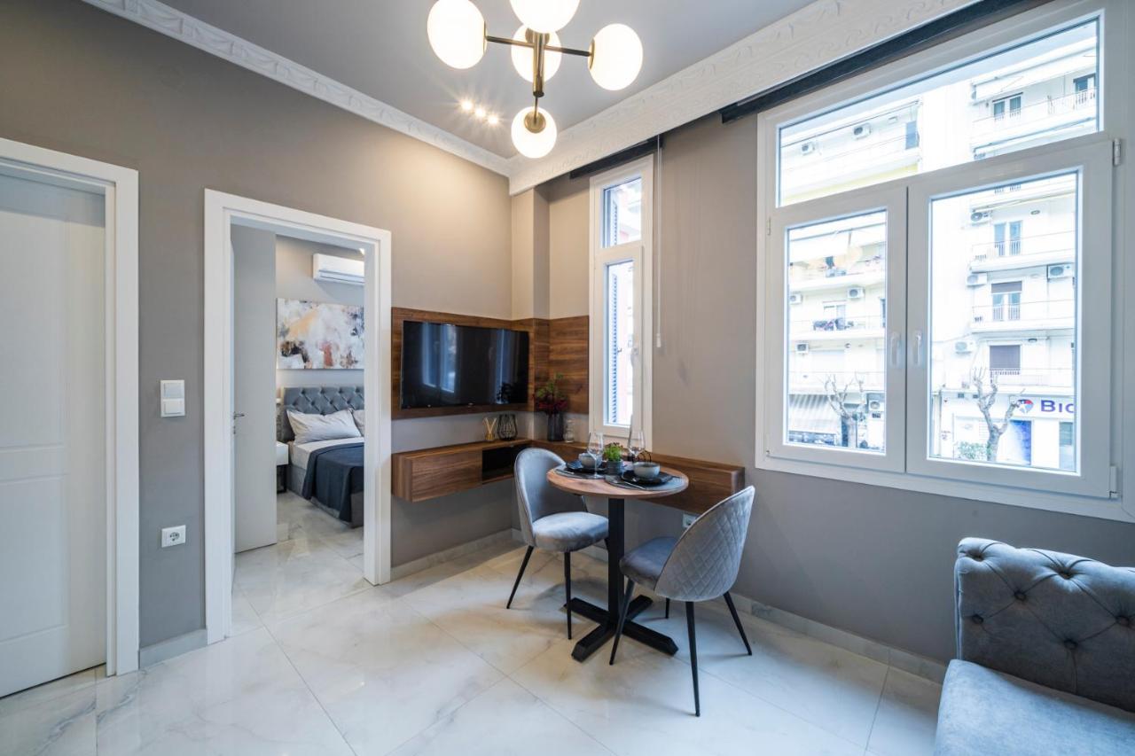 Luxliving Agiou Dimitriou Apartment Tesalonika Bagian luar foto